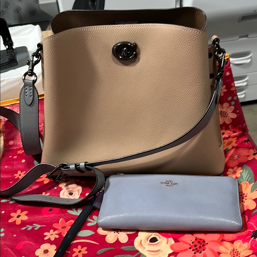 Coach Tan Leather Shoulder Bag